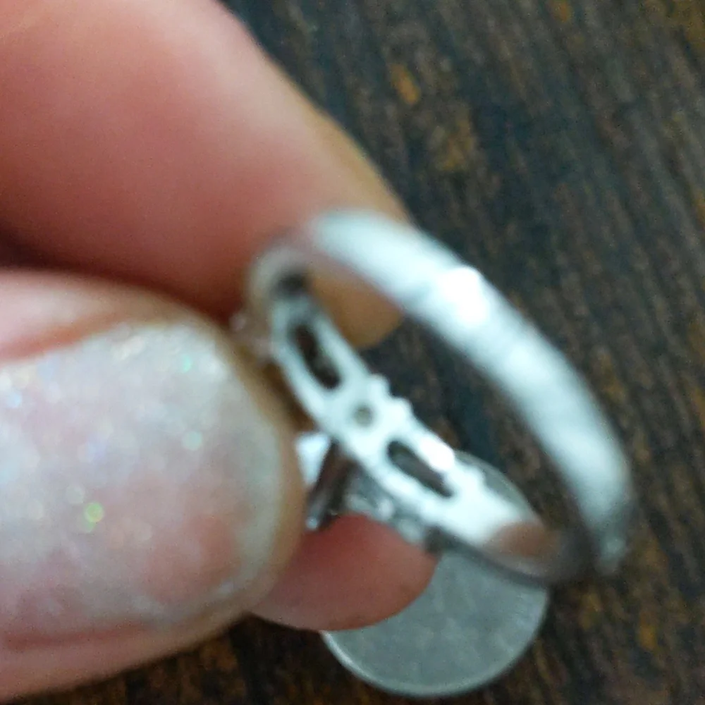 Silver ring - Picture 5 of 8